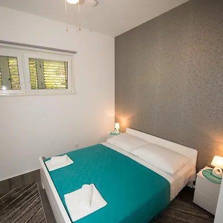 Apartman Emma Kaštela