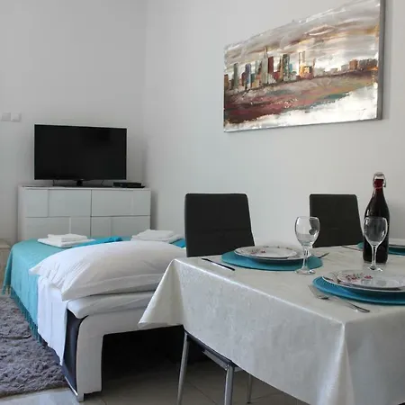 Emma Apartment *
